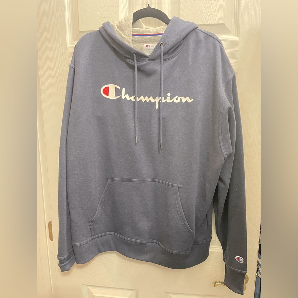 Champion Men’s Navey Pullover Hoodie Size Large - Picture 2 of 5
